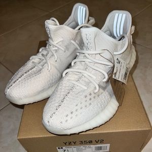Adidas Yeezy boost 350 «Bone»